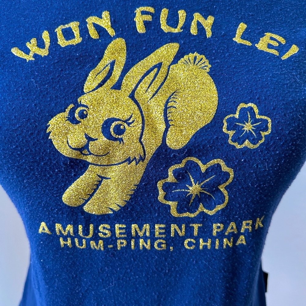 Won Fun Lei Sparkle tee